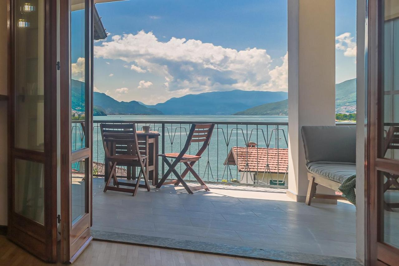 Stunning View Lakeside Apartment - Larihome A11 Gravedona Bagian luar foto